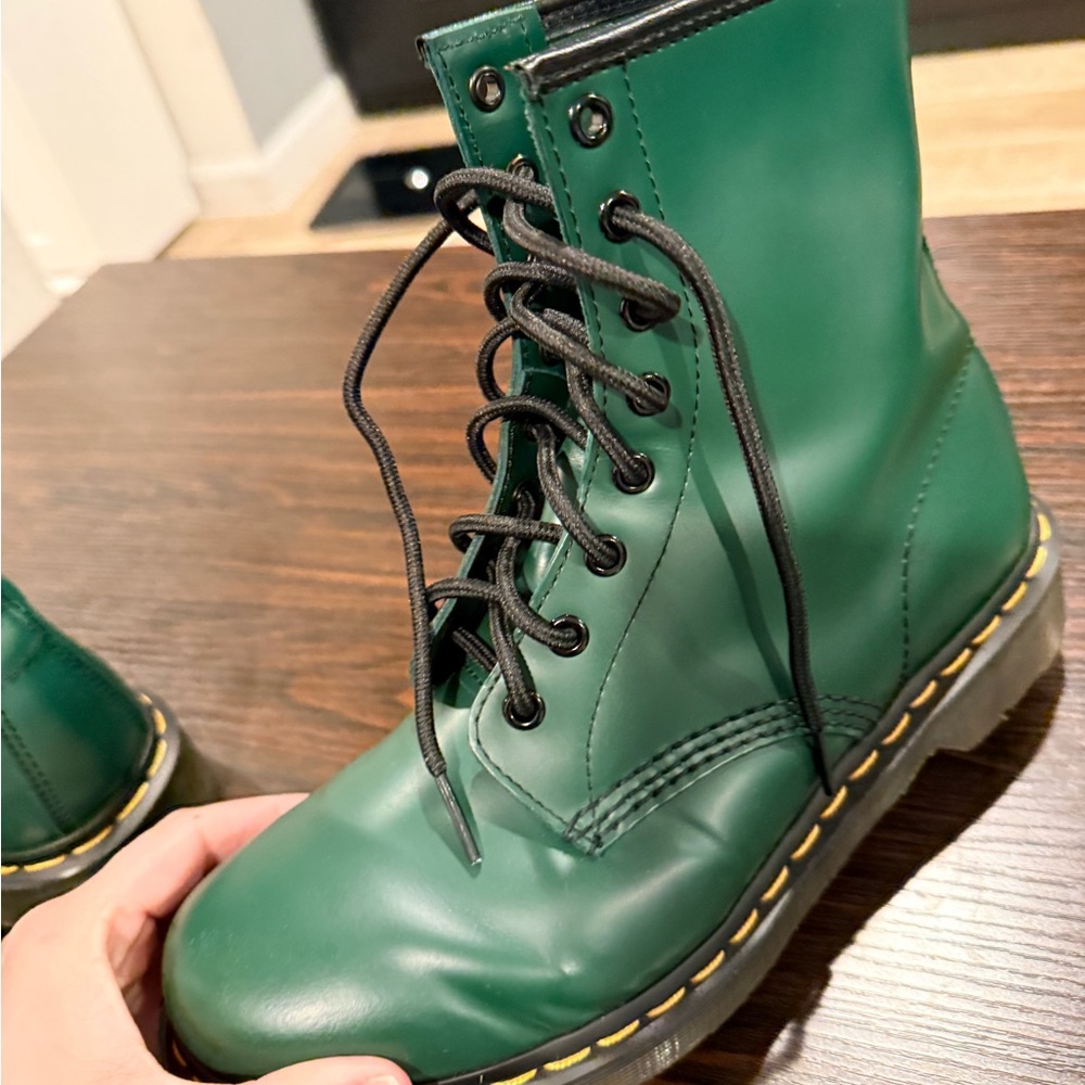 Dr Martens 1460 Smooth Leather Lace Up Boots - Picture 7 of 9